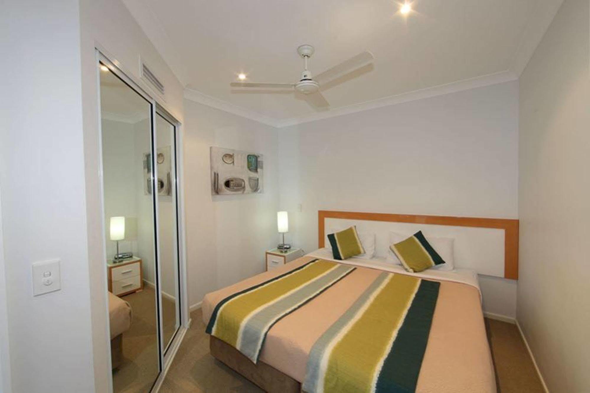 Koola Beach Apartamentos Bargara Exterior foto
